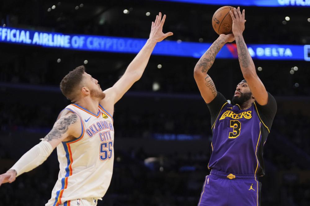 篮球迈向新 篮球迈向新